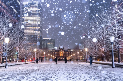 レディーガガが来日公演　ガガ「アメリカで不法移民が虐げられている」日本人観客「ワーワー」ガガ「ICEはクソだ！」日本人観客「ワーワー…」
 | やっちまった速報(最新記事1)