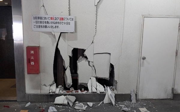 スロパチとか呼んで盛大に出したあと常連から鬼回収するのって意味あるのか？高い金払ってイナゴにエサ与えて… | やっちまった速報(最新記事9)