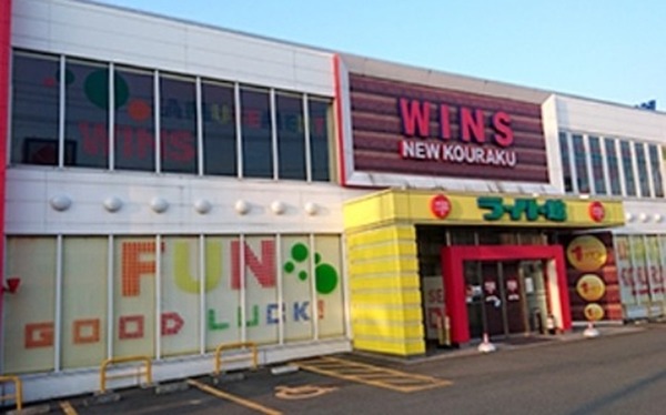 【画像】女子バレー選手、小学生になんかエッチな指導する💢💢💢💢
 | やっちまった速報(最新記事4)