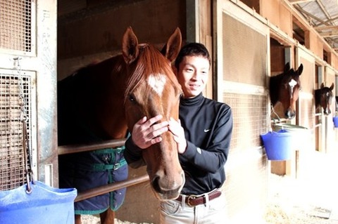 【画像】ディズニーランド入場料、値上がりがインフレしすぎてもはや誰も行けないｗｗｗｗ
 | やっちまった速報(最新記事2)