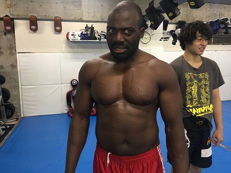 【悲報】ラフターラインズ左前脚を骨折　エリザベス女王杯を目標
 | やっちまった速報(最新記事7)