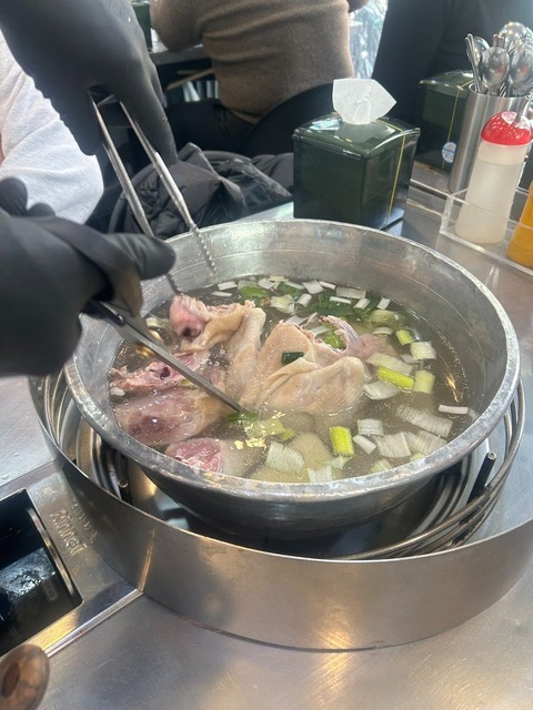 【画像】韓国人「キムチ鍋？そんなの食べないよ、鍋といえばタッカンマリだよｗ」 | 【画像】韓国人「キムチ鍋？そんなの食べないよ、鍋といえばタッカンマリだよｗ」 | 【画像】韓国人「キムチ鍋？そんなの食べないよ、鍋といえばタッカンマリだよｗ」 | やっちまった速報(画像09095823049952_3)