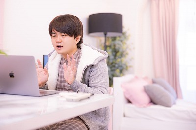 代替の本日の京都競馬中止　代替の代替は明日に持ち越し
 | やっちまった速報(最新記事3)