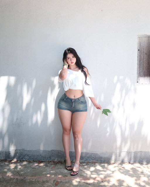 【画像】あまりにもドスケベなデカ女界の頂点、降臨ｗｗｗ | 【画像】あまりにもドスケベなデカ女界の頂点、降臨ｗｗｗ | やっちまった速報(画像23131523188343_2)