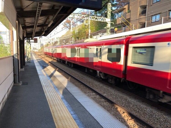 JR「ホームドア…？うーん、全駅設置はね…」←これなに？ | JR「ホームドア…？うーん、全駅設置はね…」←これなに？ | JR「ホームドア…？うーん、全駅設置はね…」←これなに？ | JR「ホームドア…？うーん、全駅設置はね…」←これなに？ | やっちまった速報(画像03035301068635_4)