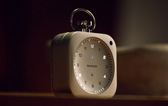 【画像】ネット公認家電のバルミューダ、「針のない置き時計」を発売するｗｗｗｗｗｗ | 【画像】ネット公認家電のバルミューダ、「針のない置き時計」を発売するｗｗｗｗｗｗ | 【画像】ネット公認家電のバルミューダ、「針のない置き時計」を発売するｗｗｗｗｗｗ | やっちまった速報(画像19042921720439_3)