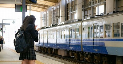 おまえらってJK見つけたら太もも見るのか? | やっちまった速報(画像01224426179887_1) おまえらってJK見つけたら太もも見るのか? | やっちまった速報(画像01224426179887_1)