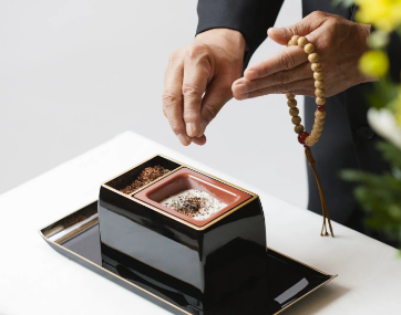 子どもの頃ワイ「焼香のやり方わからんから大人の真似するか…」 | やっちまった速報(画像03234455976511_1) 子どもの頃ワイ「焼香のやり方わからんから大人の真似するか…」 | やっちまった速報(画像03234455976511_1)