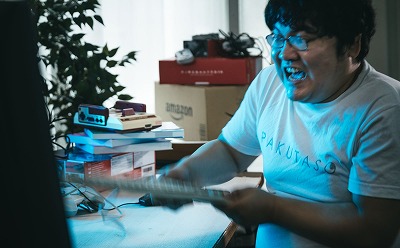 アムズうるま店さん、プリペイドカードを折り曲げられブチギレ
 | やっちまった速報(最新記事3)