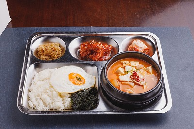 【悲報】職場の「ニュースおじさん」、冷笑の対象になってしまう...
 | やっちまった速報(ピックアップ6)