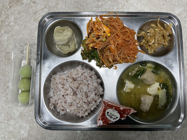 【画像】韓国「よーし、給食無償化するか！」→結果 | 【画像】韓国「よーし、給食無償化するか！」→結果 | 【画像】韓国「よーし、給食無償化するか！」→結果 | 【画像】韓国「よーし、給食無償化するか！」→結果 | やっちまった速報(画像25052507988333_4)