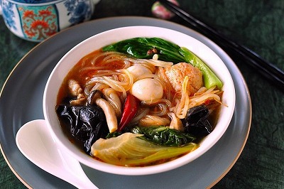 「麻辣湯(まーん)」とかいう辛いスープ春雨の専門店、あちこちに出来まくる | やっちまった速報(画像15030719688284_1)