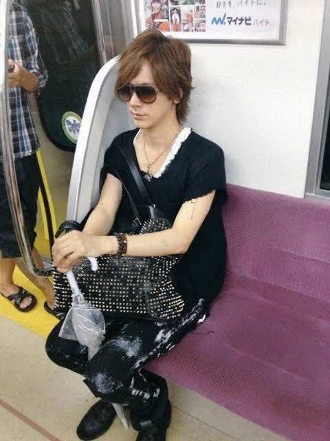 元AV女優さん、電車で脚を組んでたらおっさんに蹴られブチ切れてしまうw | 元AV女優さん、電車で脚を組んでたらおっさんに蹴られブチ切れてしまうw | 元AV女優さん、電車で脚を組んでたらおっさんに蹴られブチ切れてしまうw | やっちまった速報(画像31230850888536_3)