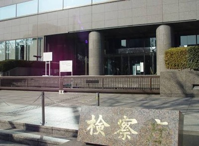 【胸糞注意】食事与えず2歳娘を虐待死させた両親に拘禁系9年、娘を「あほ」と呼ぶ
 | やっちまった速報(最新記事2)