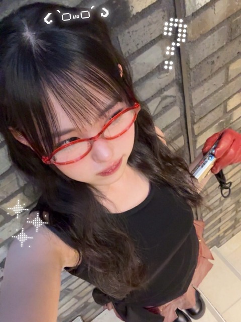 【画像】胸が大きすぎて、胸から下が写真に写らない女の子ｗｗｗ | 【画像】胸が大きすぎて、胸から下が写真に写らない女の子ｗｗｗ | 【画像】胸が大きすぎて、胸から下が写真に写らない女の子ｗｗｗ | やっちまった速報(24114510217105_3)
