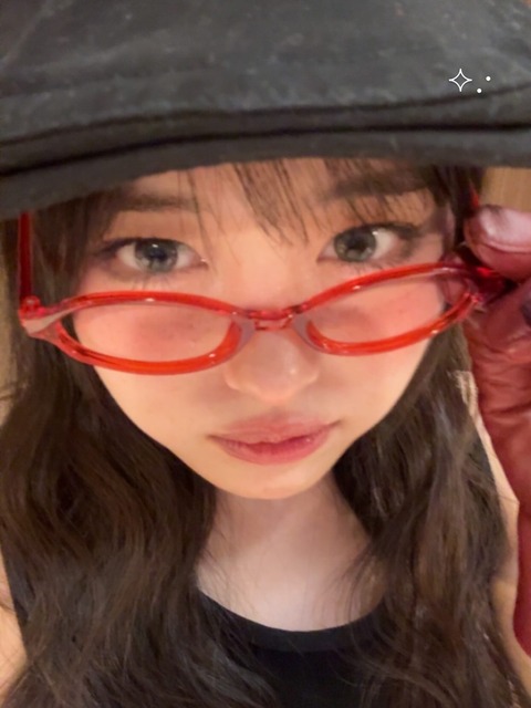 【画像】胸が大きすぎて、胸から下が写真に写らない女の子ｗｗｗ | 【画像】胸が大きすぎて、胸から下が写真に写らない女の子ｗｗｗ | 【画像】胸が大きすぎて、胸から下が写真に写らない女の子ｗｗｗ | 【画像】胸が大きすぎて、胸から下が写真に写らない女の子ｗｗｗ | やっちまった速報(24114510592921_4)